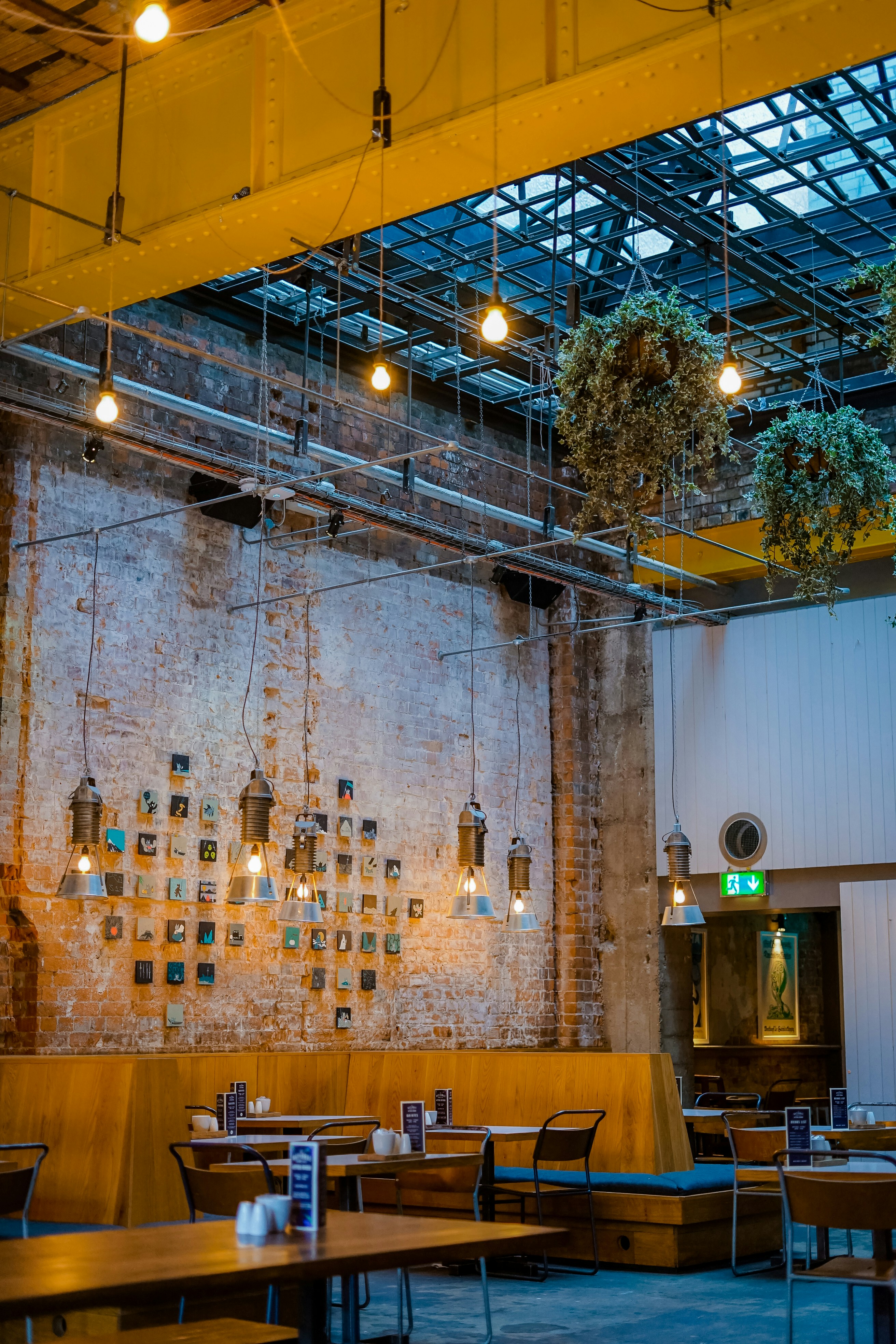 Modern restaurant setup
